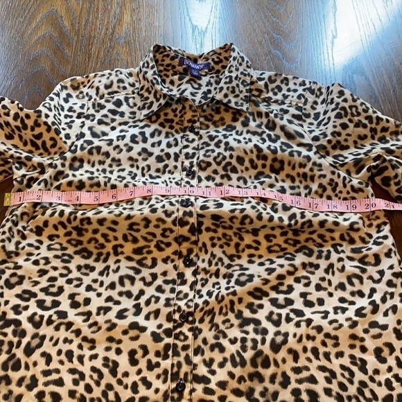 5/$25 Roamans animal print button down size 12W - Picture 8 of 9